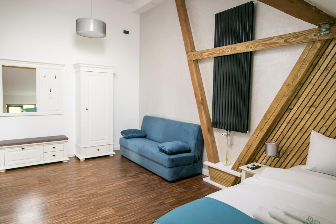 May Residence Dumbravita  Εξωτερικό φωτογραφία