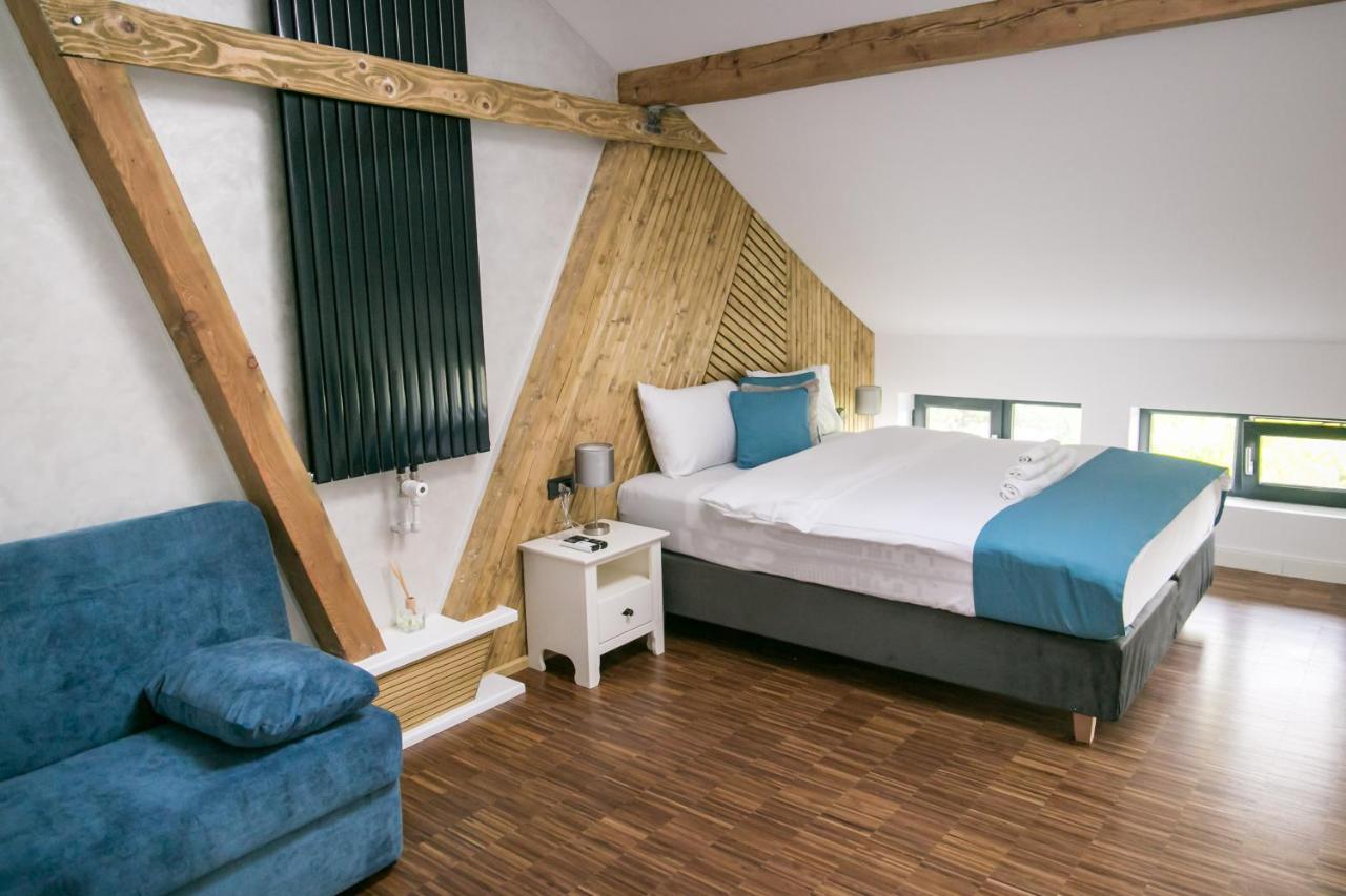 May Residence Dumbravita  Εξωτερικό φωτογραφία