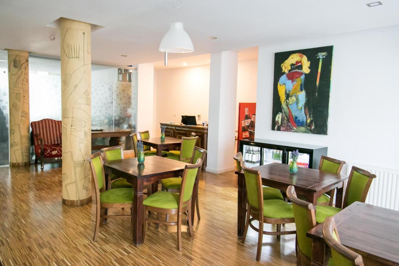 May Residence Dumbravita  Εξωτερικό φωτογραφία