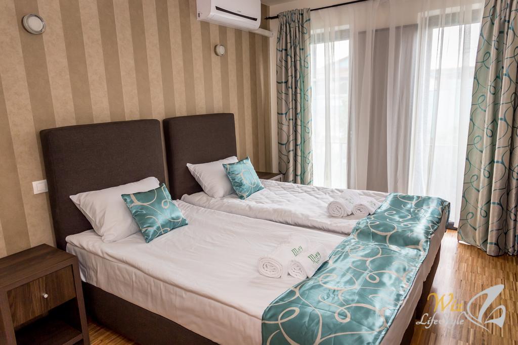 May Residence Dumbravita  Εξωτερικό φωτογραφία