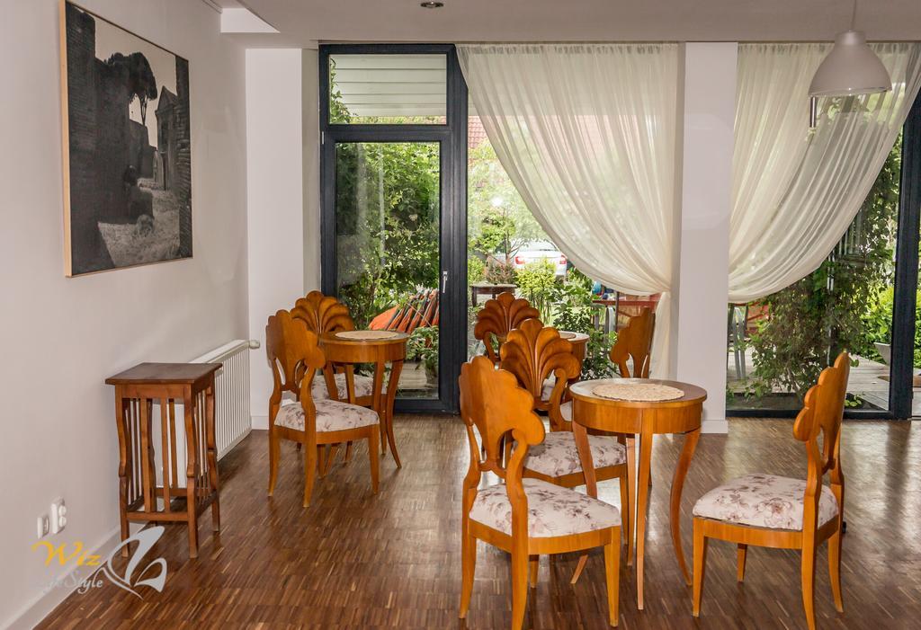 May Residence Dumbravita  Εξωτερικό φωτογραφία