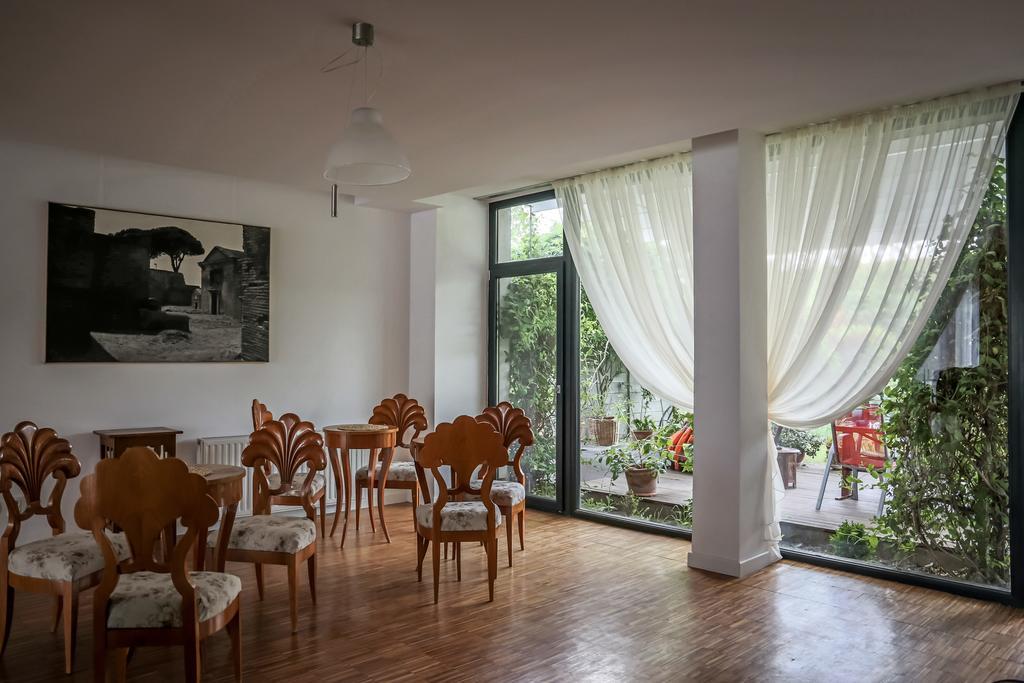 May Residence Dumbravita  Εξωτερικό φωτογραφία